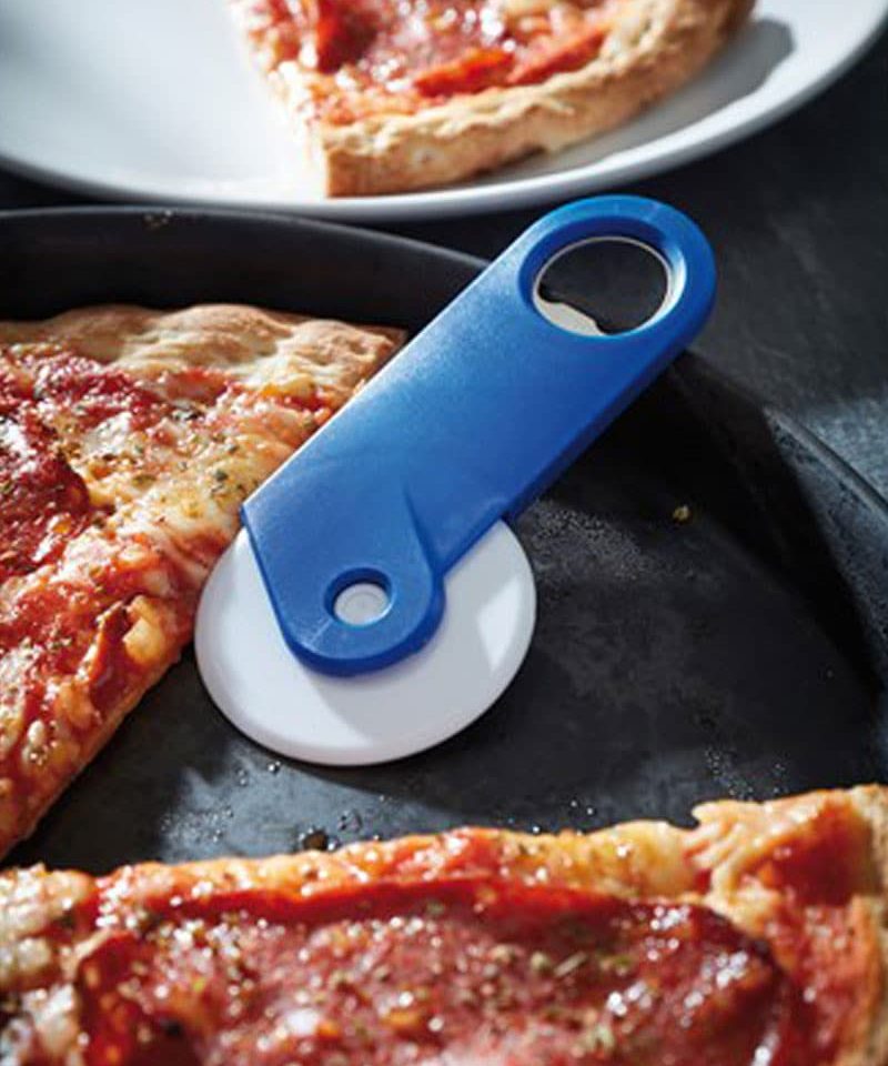 rotelle-tagliapizza-in-plastica-con-cavatappi-030704-foto