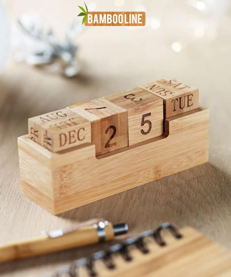 Calendario-in-bamboo-da-tavolo-9980-9404-b