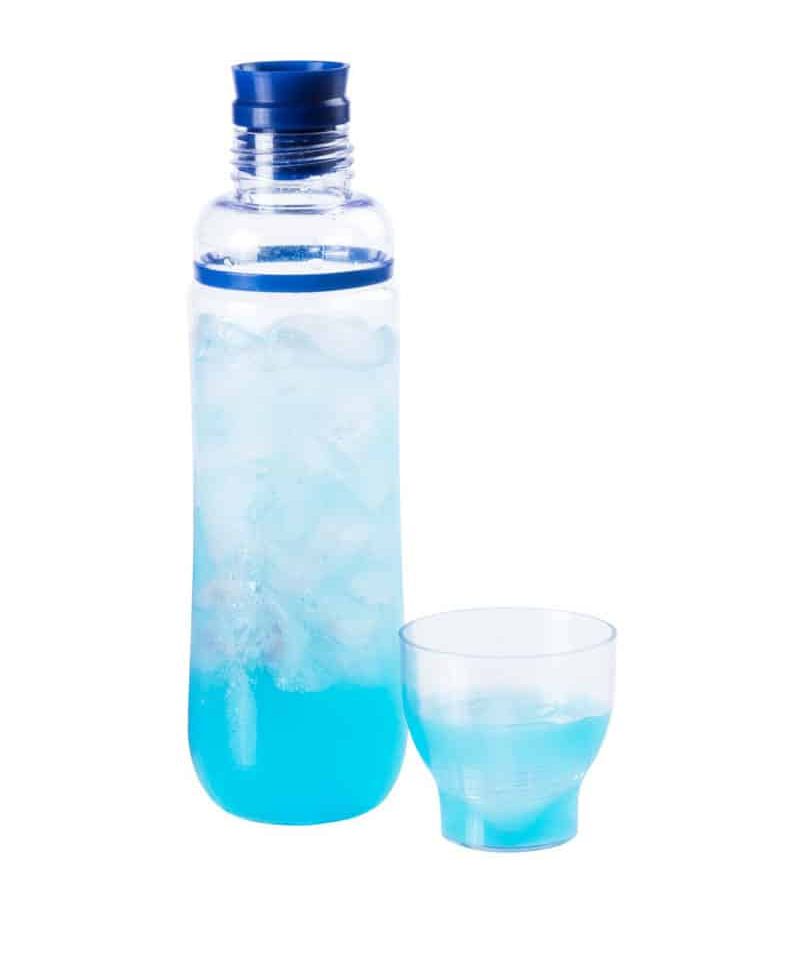 Borraccia-in-plastica-trasparente-con-coperchio-colorato-750-ml-AP781660-b