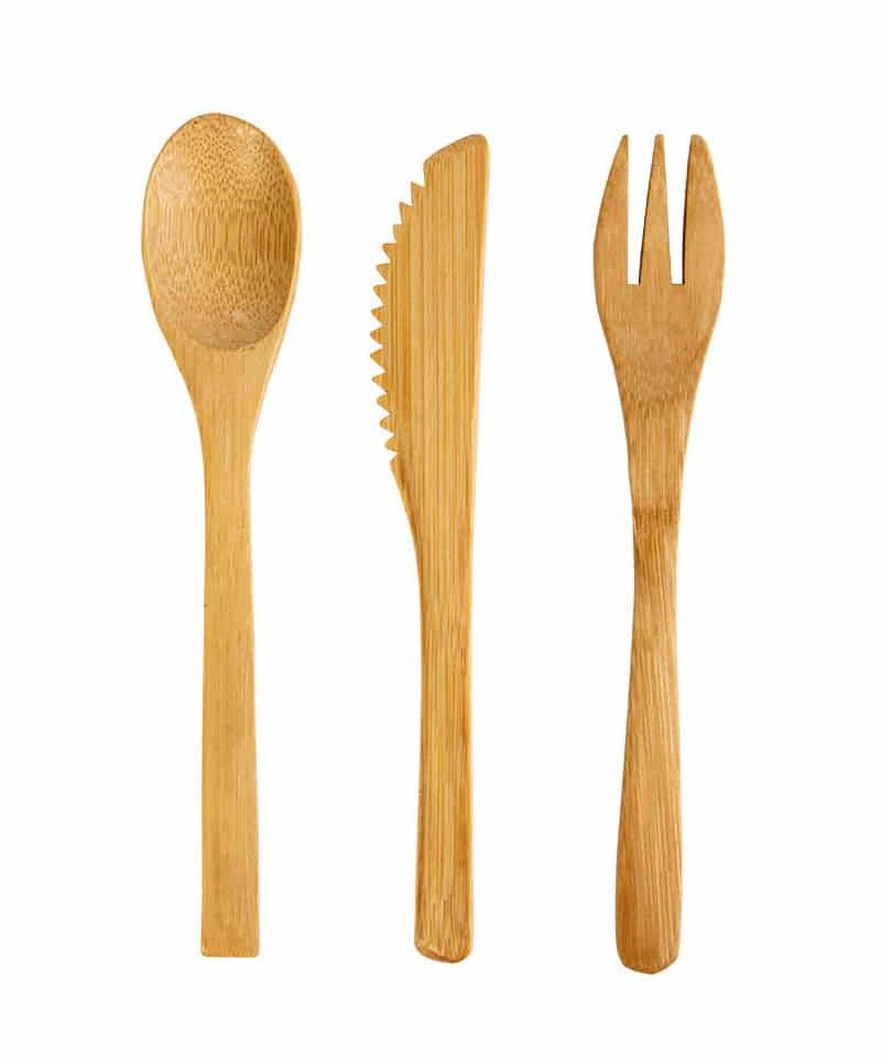 Set posate in bamboo in bustina in cotone 20452 5 Set-posate-in-bamboo-in-bustina-in-cotone-20452