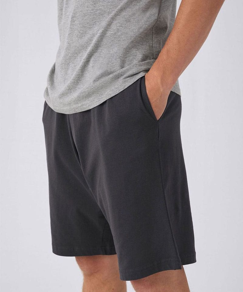Pantaloncini-con-elastico-in-vita-tasca-posteriore-BCTM202