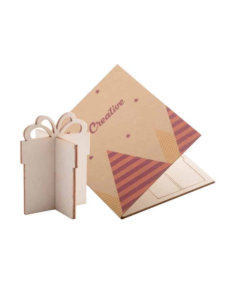 Biglietto-auguri-di-Natale-carta-Kraft-con-puzzle-legno-ap718646-pacco-regalo