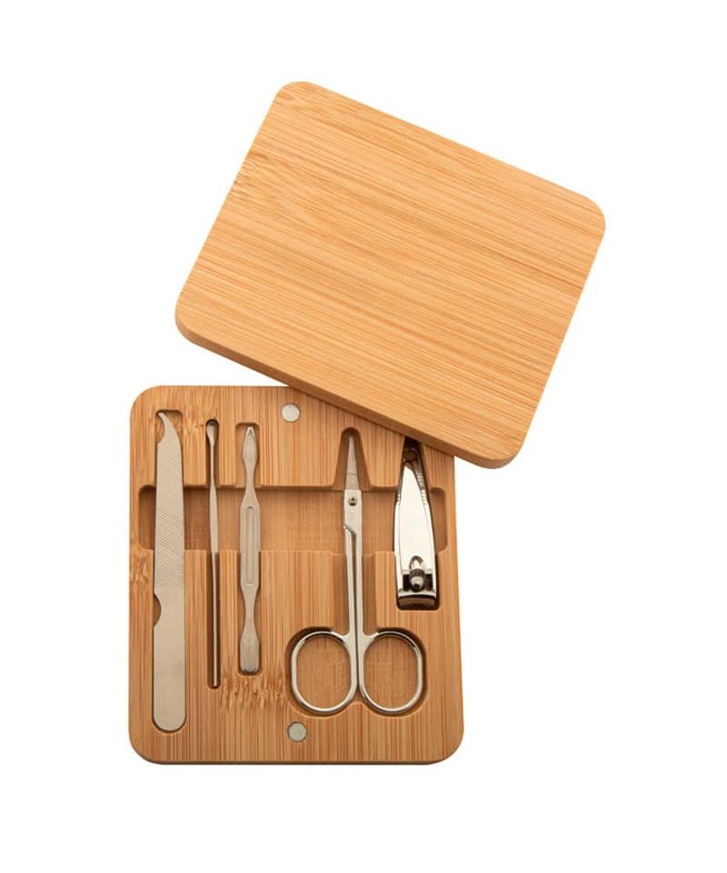 Set-per-manicure-da-5-pezzi-in-acciaio-inox-in-cofanetto-di-bambù-AP808069-b